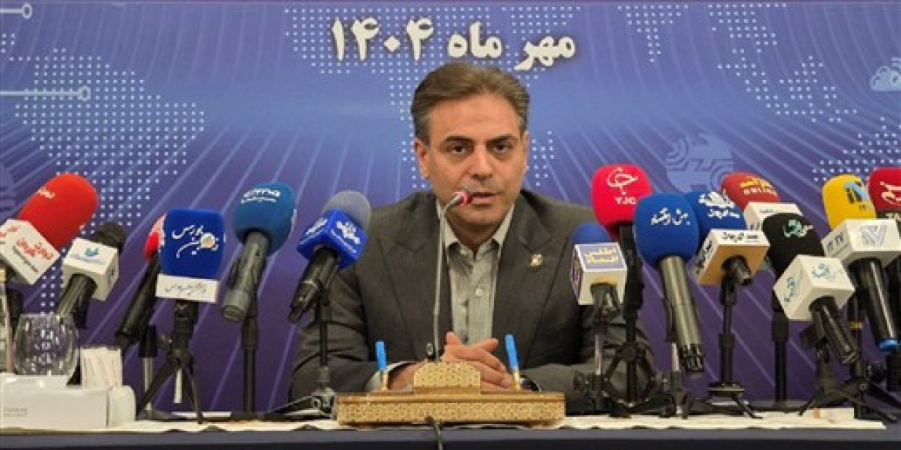 نقش وزارت ارتباطات در توسعه فیبرنوری، حمایتگرایانه و تسهیلگر است نقش وزارت ارتباطات در توسعه فیبرنوری، حمایتگرایانه و تسهیلگر است